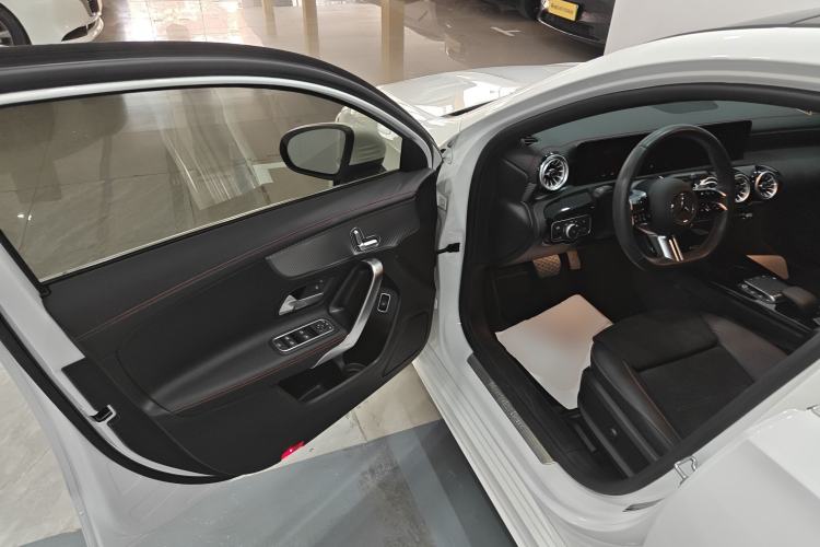 Used Mercedes-Benz A-Class 2024 A 200 L Fashion Model
