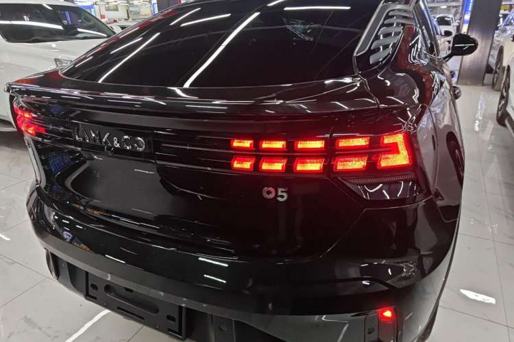 Used Lynk & Co 05 2020 2.0TD Four-Wheel Drive HypeHalo
