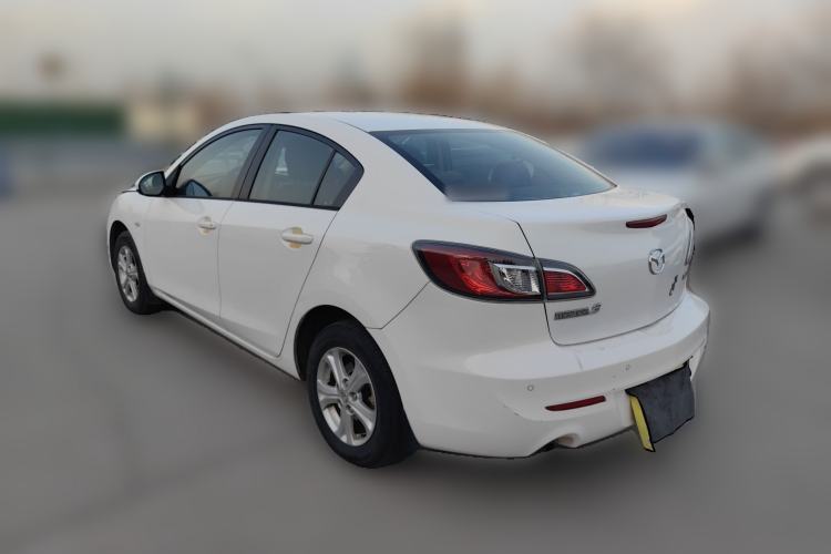 Used Mazda Mazda 3 2015 Sedan 1.6L Manual Comfort Model