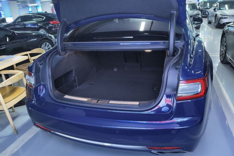 Used Lincoln Continental 2019 2.0T Two-Wheel Drive Prestige Version China VI Standard
