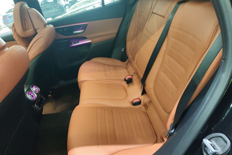 Used Mercedes-Benz GLC 2023 GLC 300 L 4MATIC Dynamic Edition 5-seater
