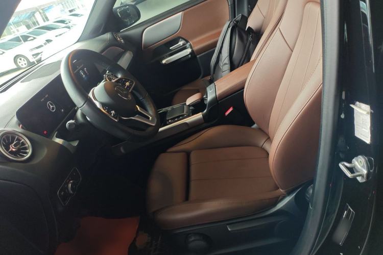 Used Mercedes-Benz GLB 2022 Second Facelift GLB 200 Fashion Edition