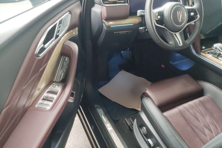 Used Hongqi HS7 2023 2.0T Automatic All-Wheel-Drive Flagship Edition Six Seats