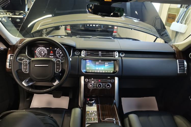 Used Land Rover Range Rover 2017 3.0 SC V6 Vogue Extended Version
