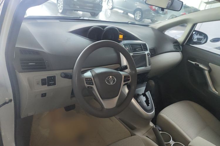 Used Toyota Verso 2014 Starlight 180E CVT Elite Edition
