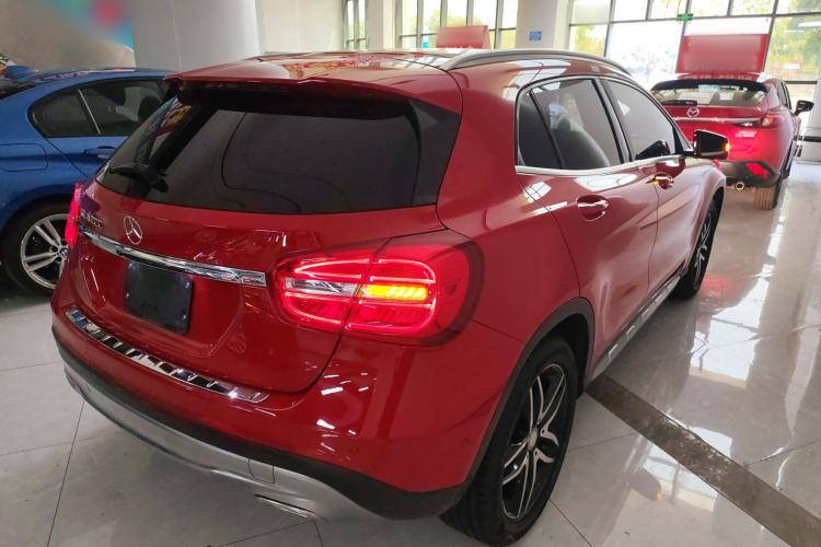 Used Mercedes-Benz GLA 2015 GLA 200 Fashion Model
