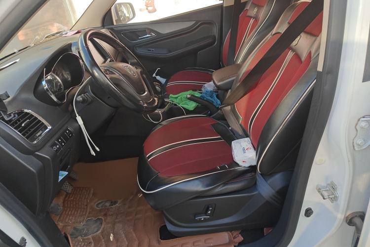 Used Baojun 560 2015 1.8L Manual Luxury Model