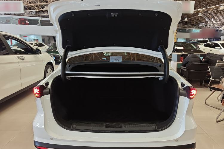 Used Geely Galaxy L6 2025 EM-i 140km Explorer+ Edition
