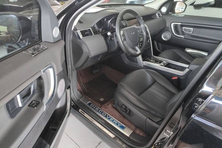 Used Land Rover Discovery Sport 2018 240 PS SE Version
