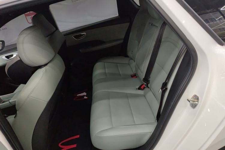 Used Roewe D6 2025 450km Deluxe Edition