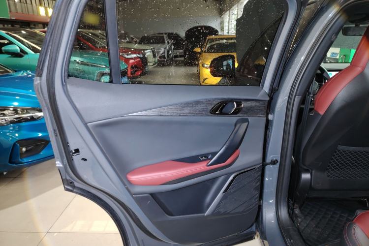 Used Lynk & Co 06 2020 1.5T JinPro model
