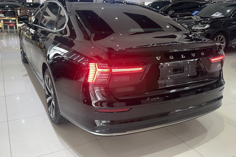 Used Volvo S90 2026 B5 Zhiyi Luxury Edition