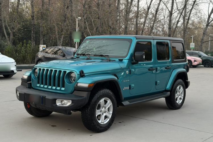 Used  Wrangler 2019 2.0T Sahara Four-Door Version China VI Emission Standard

