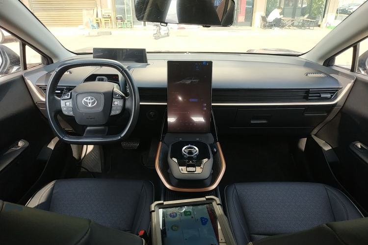 Used Toyota bZ3 2023 616 km Long-Range Premium