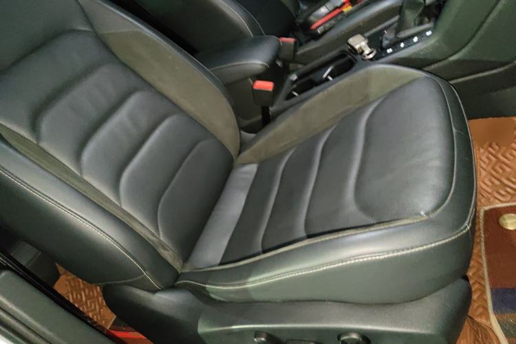 Used Volkswagen Tiguan L 2019 330TSI Automatic Two-Wheel Drive Smart Luxury Version China V Emission Standard