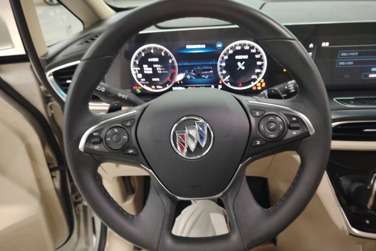 Used Buick GL8 2022 ES Landtrek 653T Luxury Edition
