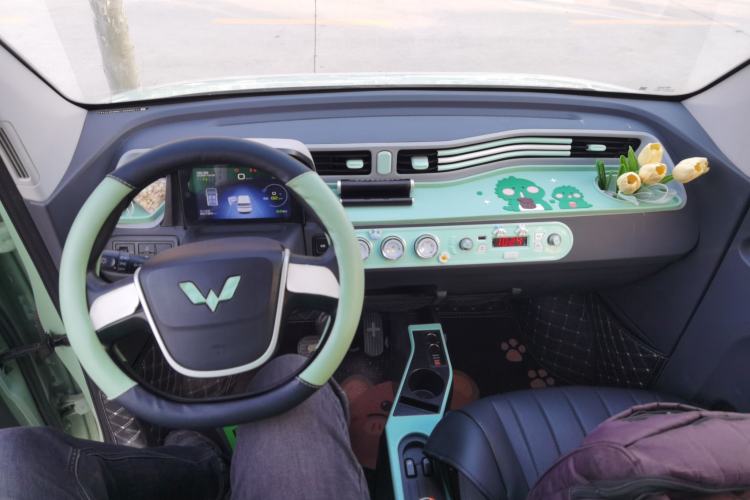 Used Wuling Hongguang MINIEV 2021 Macaron Fashion Model Lithium Iron Phosphate
