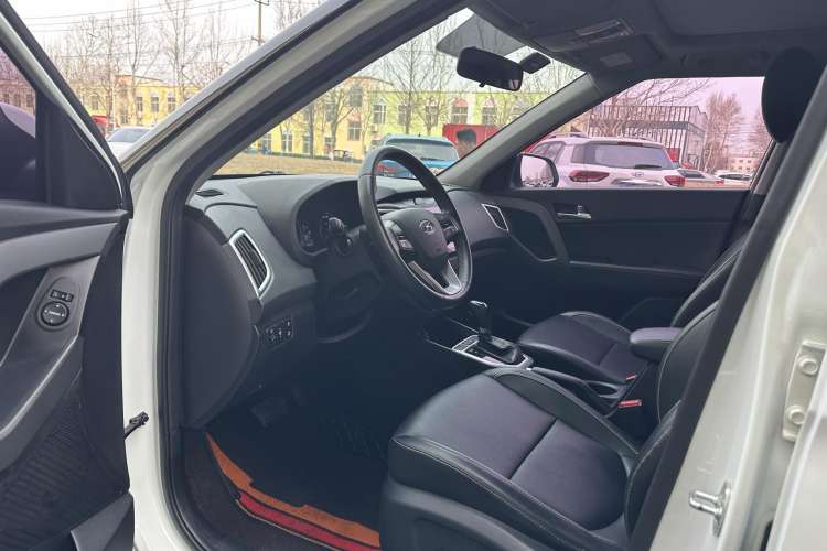 Used Hyundai ix25 2017 1.6L Automatic Smart Version
