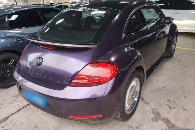 Used Volkswagen Beetle 2015 180TSI model
