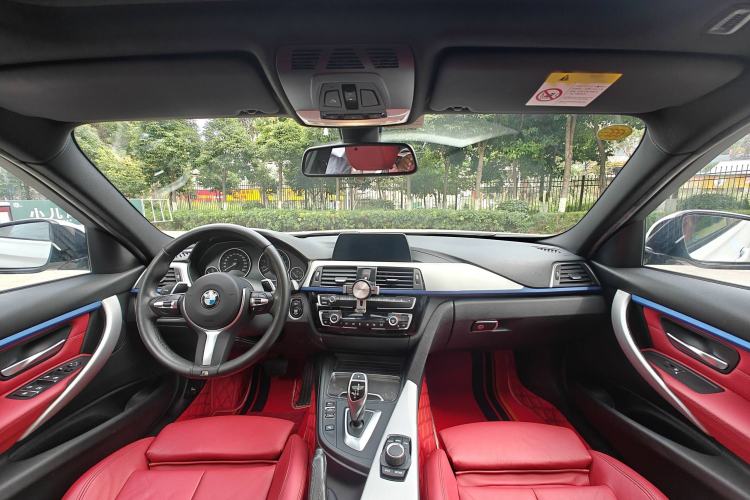 Used BMW 3 Series 2019 320i M Sport Package
