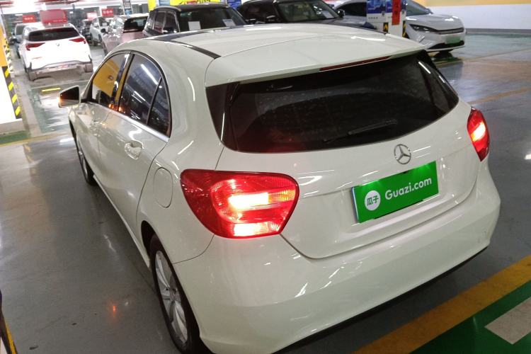 Used Mercedes-Benz A-Class (Import) 2015 A 180 Standard Model
