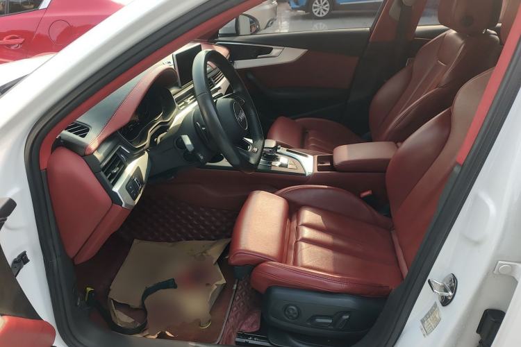 Used Audi A4L 2018 30th Anniversary Edition 40 TFSI Sport Edition