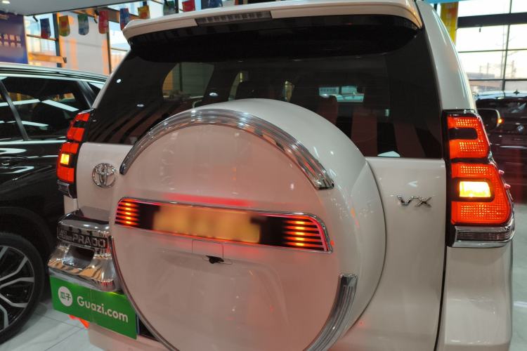 Used Toyota Prado 2018 3.5L Automatic TX-L with Rear-Mounted Spare Tire
