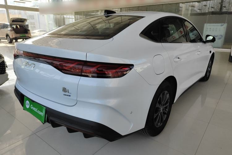 Used BYD Qin L 2025 DM-i Smart Drive 80KM Leading Model
