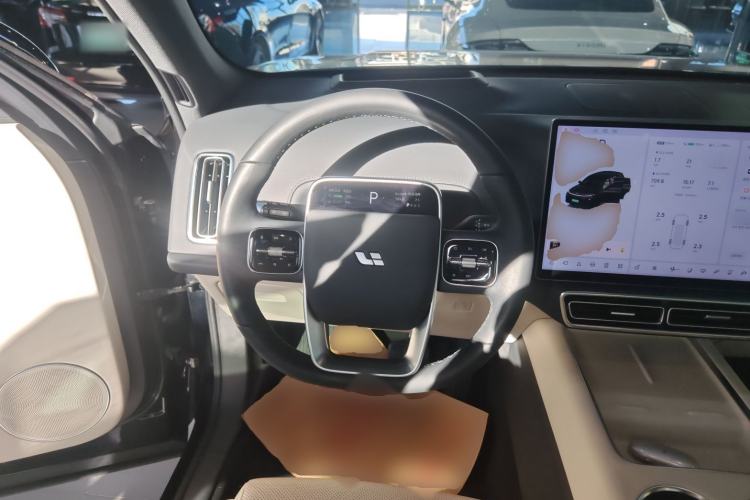 Used Li Auto L7 2023 Pro Model
