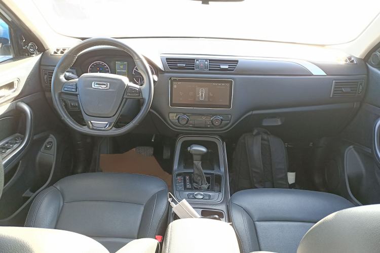 Used Qoros 5 2018 Revised Version 1.6T Automatic Leading Edition
