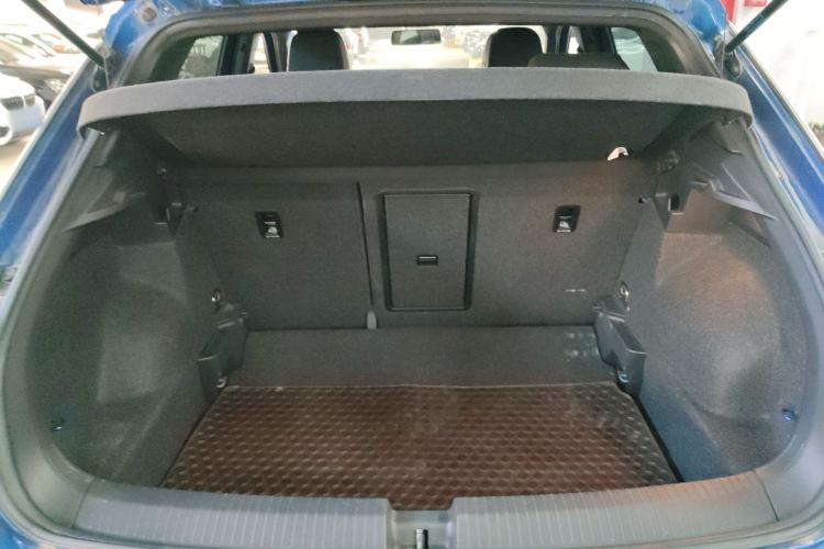 Used Volkswagen T-ROC 2020 280TSI DSG Two-Wheel Drive R-Line Pro