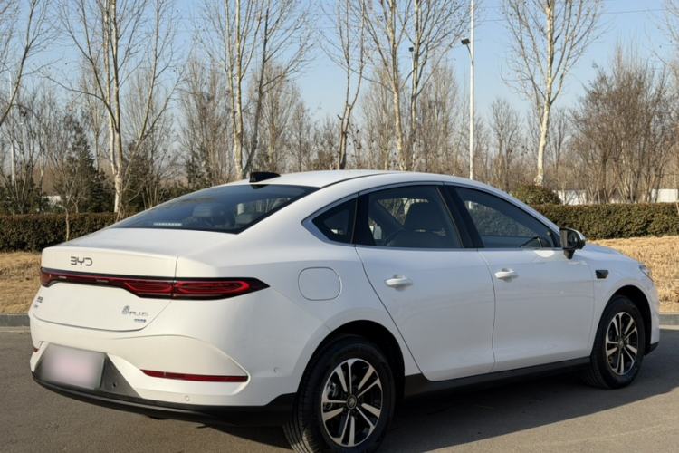 Used BYD Qin PLUS 2025 DM-i Smart Drive 120KM Superior Model