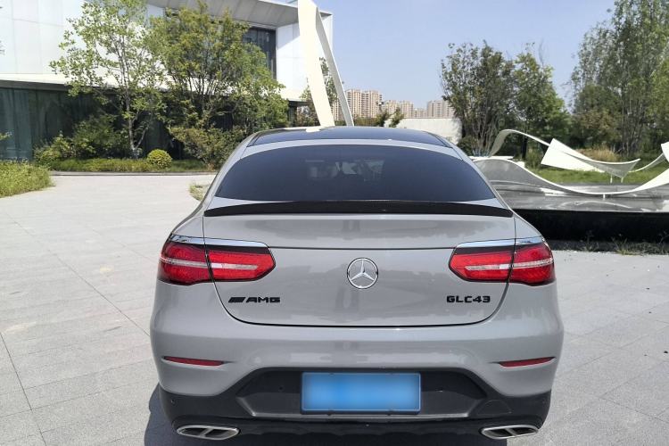 Used Mercedes-Benz GLC Coupe 2018 GLC 260 4MATIC Coupe SUV
