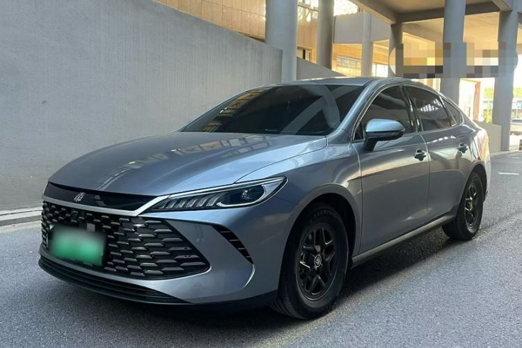 Used BYD Qin PLUS 2025 DM-i Smart Drive 55KM Leading Model
