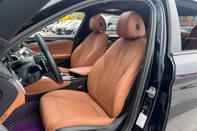 Used BMW 5 Series 2018 Restyled 530Li Leading Edition M Sport Package
