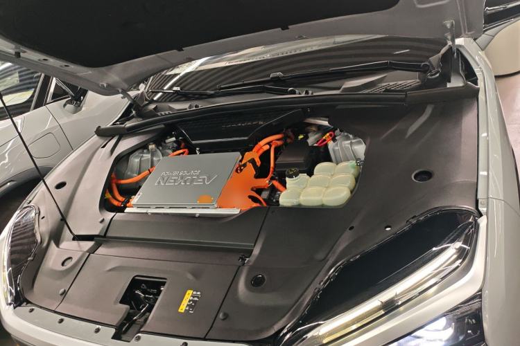 Used Nio ES8 2020 580 km Range Signature Edition Six-Seater Version
