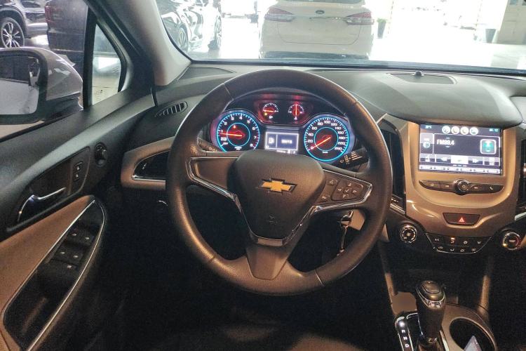 Used Chevrolet Cruze 2017 1.5L Automatic Xuanfeng Edition
