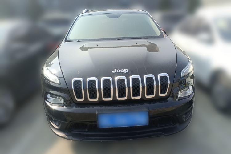 Used Jeep Cherokee 2016 2.4L Leading Edition
