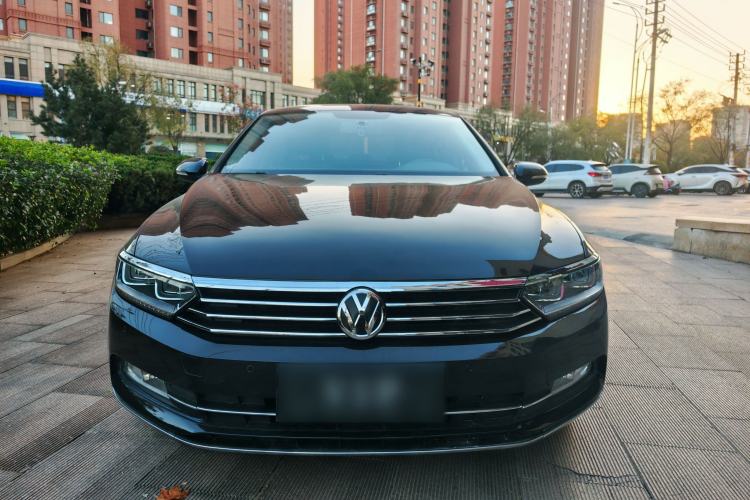 Used Volkswagen Magotan 2019 330TSI DSG Leading Model China VI Standard
