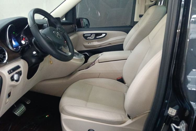 Used Mercedes-Benz V-Class 2021 V 260 L Long-wheelbase Luxury Edition