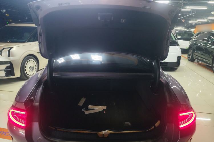 Used  SU7 2024 Rear-Drive Ultra-Long Range Advanced Pro-Level Intelligent Driving Version