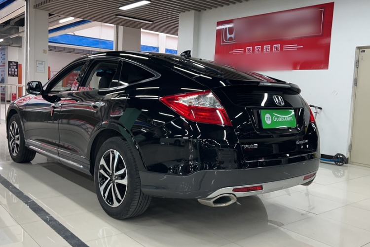 Used Honda Crosstour 2016 2.4L Luxury Edition
