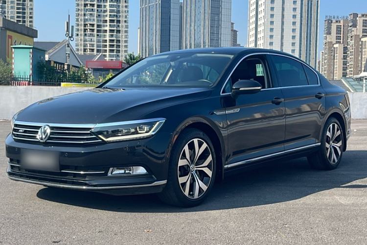 Used Volkswagen Magotan 2018 330TSI DSG Luxury Model
