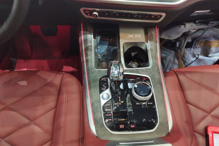 Used BMW X5 2022 xDrive 30Li M Sport Package