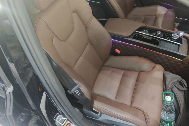 Used Volvo S90 2024 B5 Zhiyuan Luxury Edition
