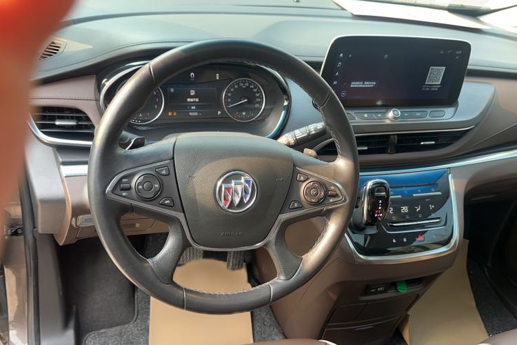 Used Buick GL8 2023 Land Executive Class 652T Luxury Model
