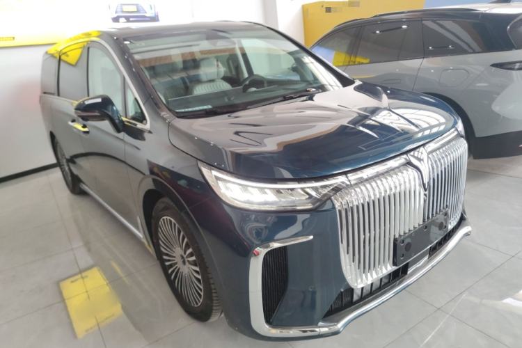 Used VOYAH Dream 2025 PHEV Four-Wheel-Drive Flagship Kunpeng Edition

