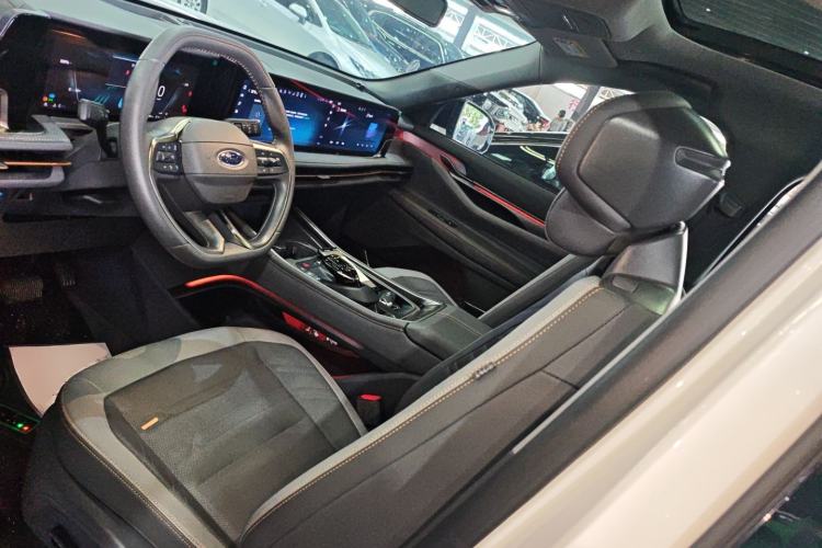 Used Ford Edge 2023 Edge L 2.0T EcoBoost E-Hybrid Four-Wheel Drive Seven-Seat Supreme Model