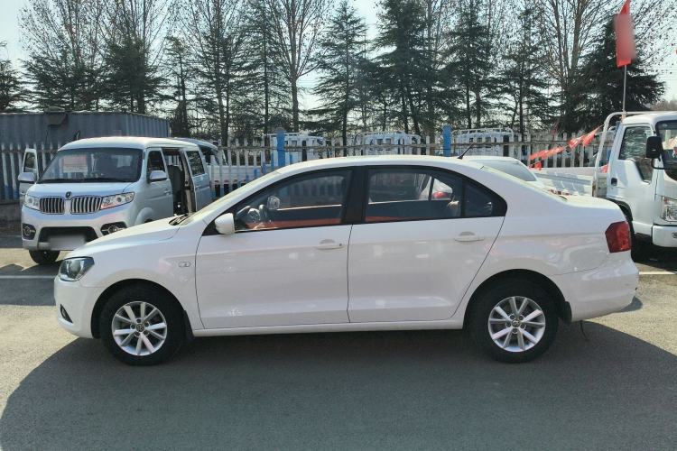 Used Volkswagen Jetta 2015 1.6L Manual Fashion Edition