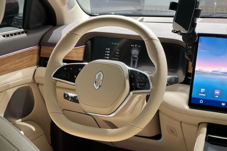 Used Hima AITO M7 2024 1.5T Intelligent Driving 4WD Max Edition 5 Seats
